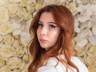 cam girl playing with sextoy DominoBagge