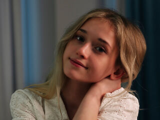 cam whore livesex DorisCounsell