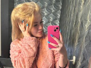 cam girl cam sex ElizabethCamaro