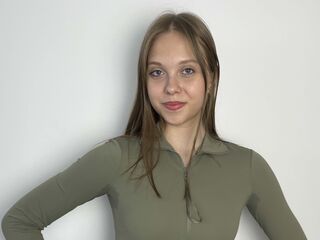 sex cam online ElviaSix