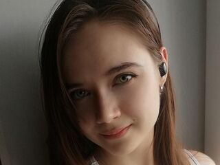 naughty chatroom EmilieMollo