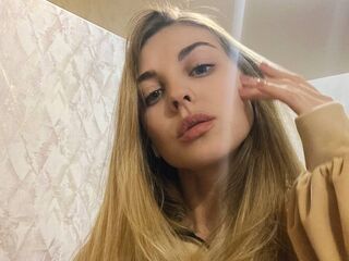 cyber sex chat EmilyHollister