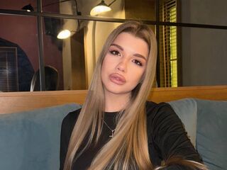 flirt chat room EmmyRamsdell
