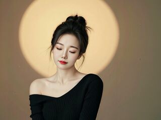 naughty camgirl masturbating with dildo EsmeBrowm