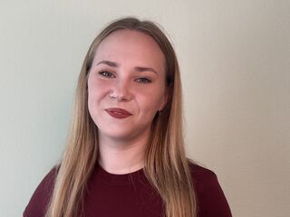 naughty camwhore EugeniaDaily