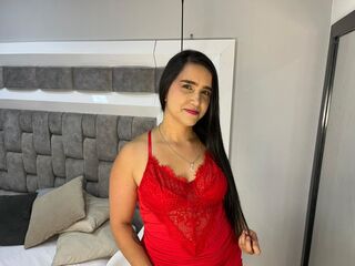 camslut topless IsabelaHanson