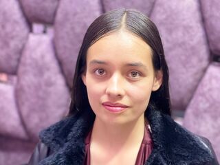 nude cam girl pic IssaMontenegro