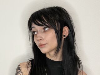 sexy webcamgirl picture IzettaBishel