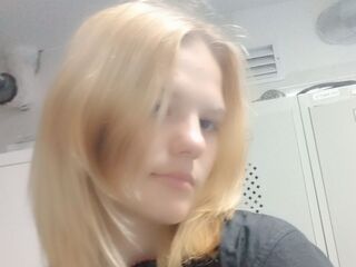 camwhore live IzettaRambousek