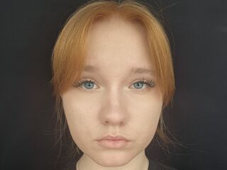 free nude webcam JeanneEnglert