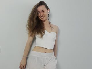 cam girl masturbating with dildo JenniferJaley