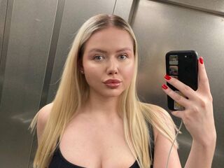 cam girl masturbating with sextoy JuliaRupert