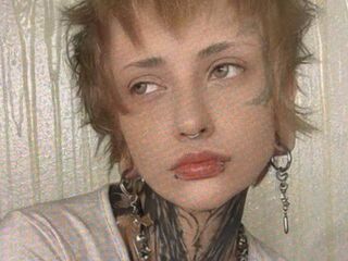 free online chat JulianeVerdier