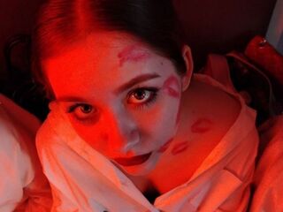 web chat JuneGutierrez