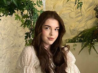 naked webcamgirl video KacyQuates