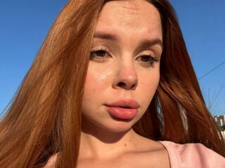 hot naked camgirl KarinaSavastru