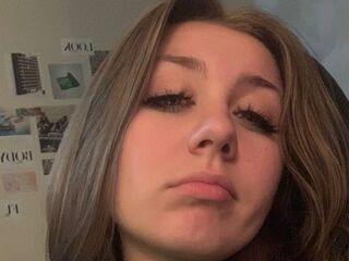 camgirl video chat room KatiesPiers