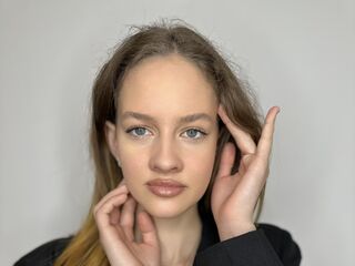 camslut topless KoriHallquist
