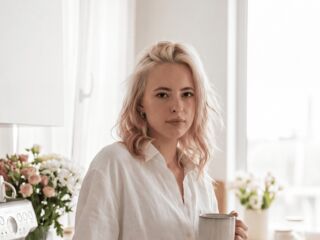 nude webcamgirl LanoraZottola