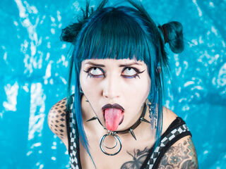 naked webcam girl LaurentMedina