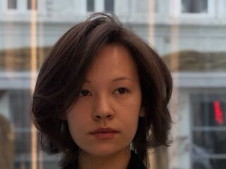 fingering cam whore LauretteBumba