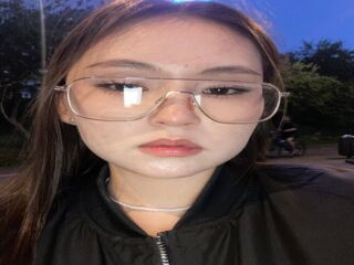 naughty cam girl picture LauriMoradel