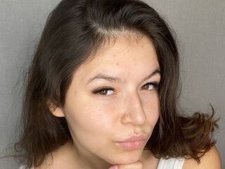 kinky webcam model LeslieForest