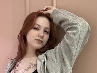 webcam striptease show LindaBenne