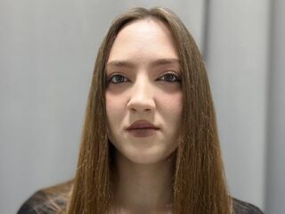 free nude live show LisanBrown