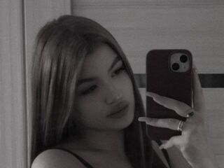 sexy webcamgirl LoraineLutton