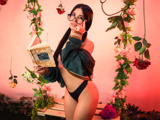 beautiful webcam girl LucyEngel