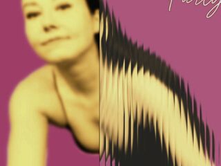 anal web cam LucyLevatto