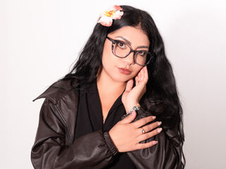 jasmin camgirl chatroom LunaBlur