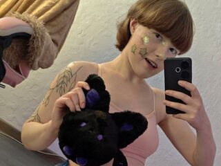 masturbating cam girl LunaWillson