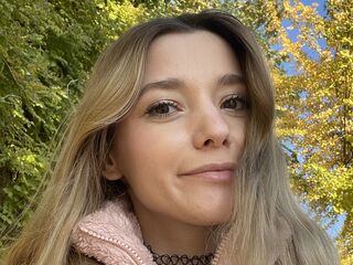hot sex cam LunariaVelvet