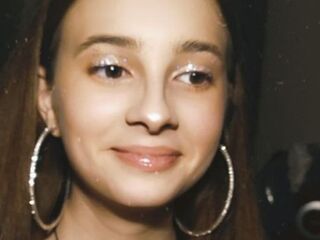 fingering girl chat ManieLaverne