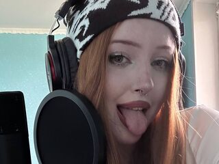 hot cam girl masturbating with vibrator MaritaRuff