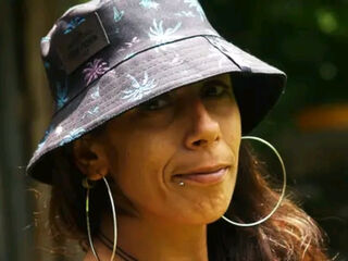 camgirl fingering pussy MayaSilverstone