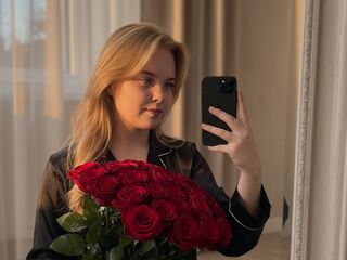 hot girl sex webcam MelissaMyla