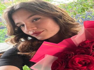 cam girl masturbating with vibrator MillyMieras