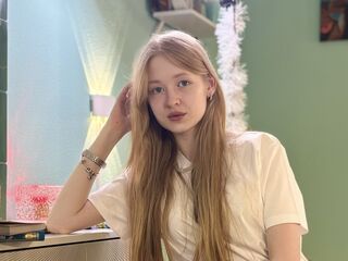 free live chatroom MinnieTallacksen