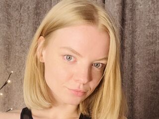 camgirl playing with dildo MoiraBaumgartel