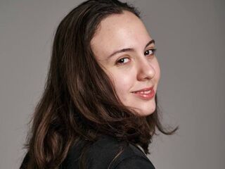 camslut fingering wet pussy MonaStout