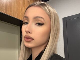 naughty camgirl MyongDegado