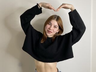 girl webcam NadineGene