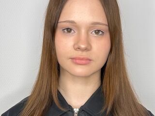 naked webcamgirl NaidaBrayton