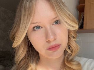 cybersex chat room NanceyMonteverde