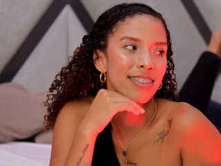 cam slut NicoleBakker