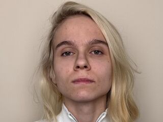 naked camgirl picture PoulaShade