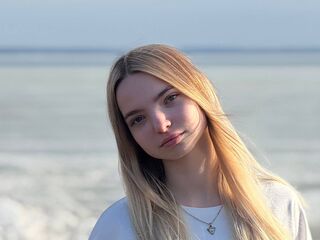 naked girl with cam masturbating RaguelMetenosky